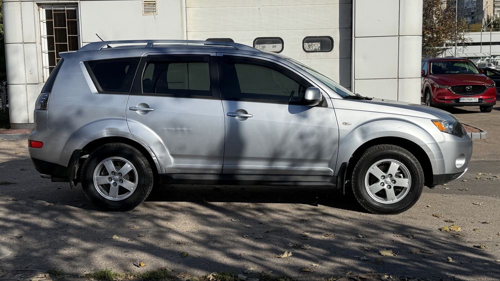 Мітсубісі аутлендр , ідеальний стан 43т.км. Пробіг (Капсула часу)