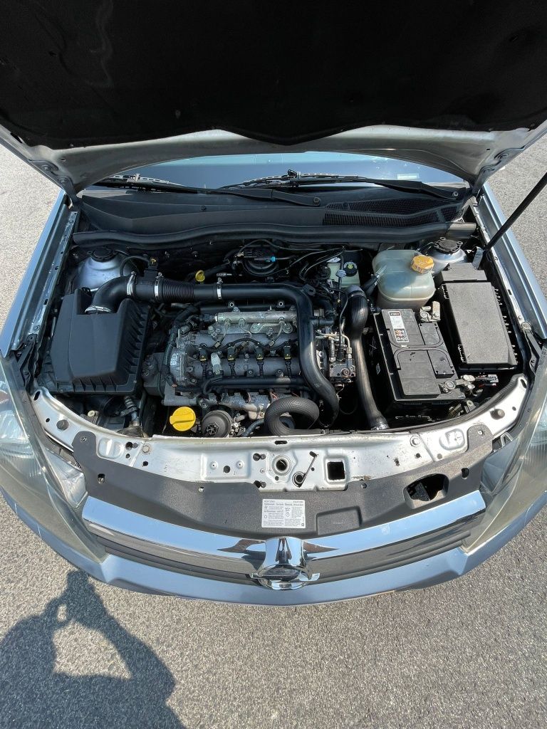 Opel astra 2004 como nova