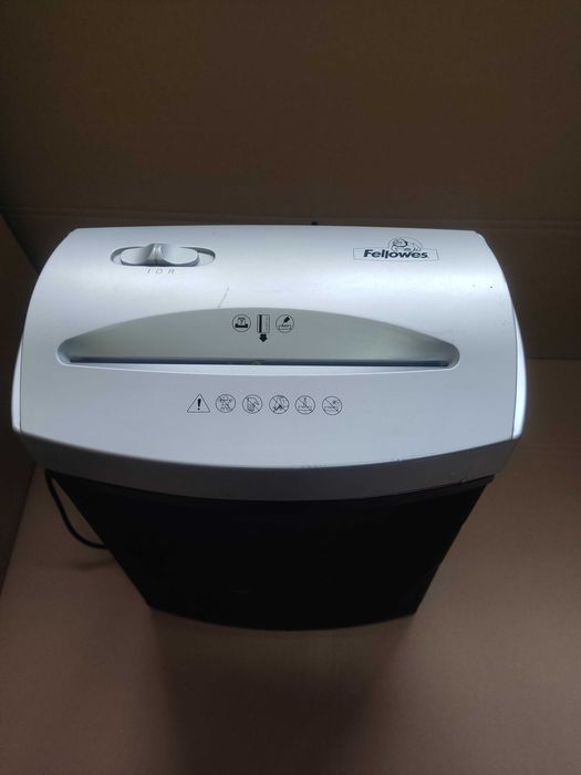 Niszczarka fellowes CRC 34337