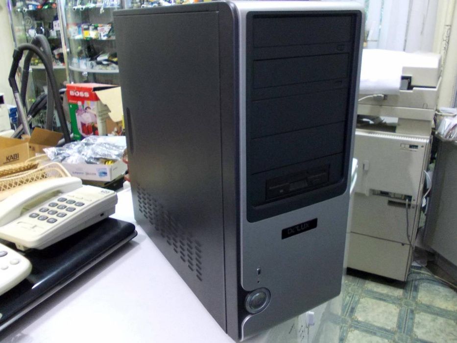 Комп'ютер Intel Core Quad 4-ядра, 4Gb, 500Gb