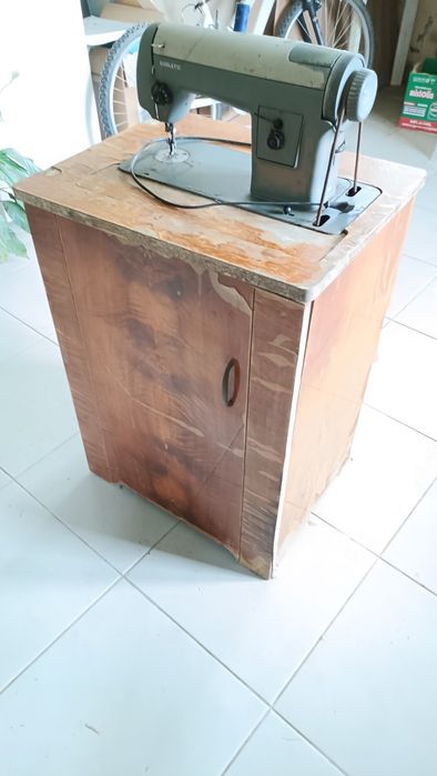 Máquina de costura para venda