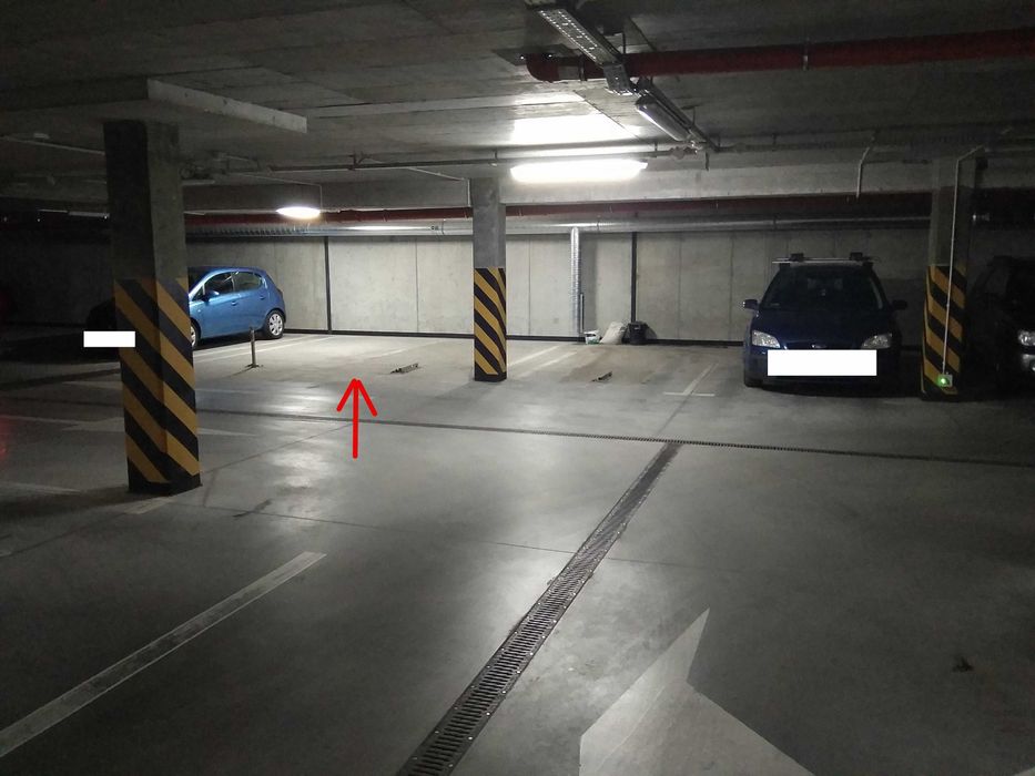 Wynajmę miejsce parkingowe, garażowe ul. Plażowa 15, G1