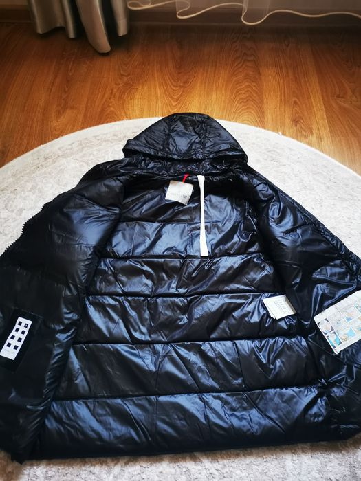 Куртка Moncler s-m розмір