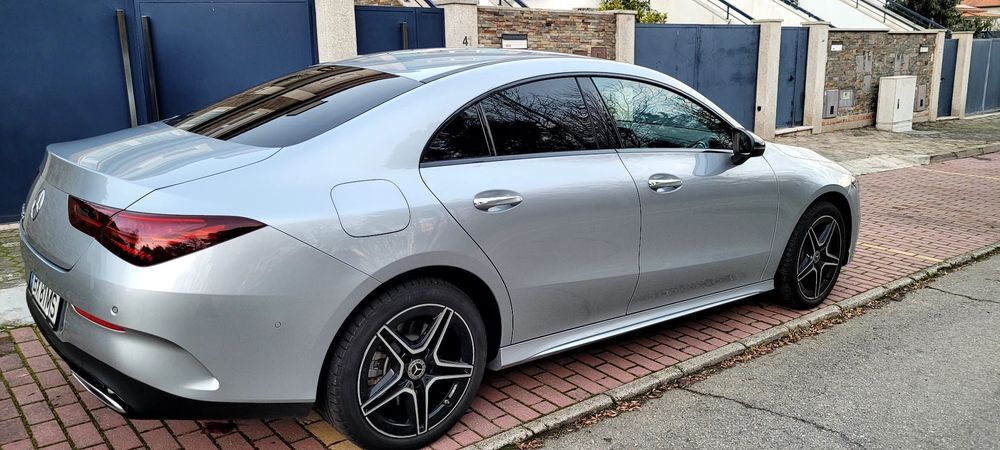 Mercedes-Benz CLA 250 e AMG Line