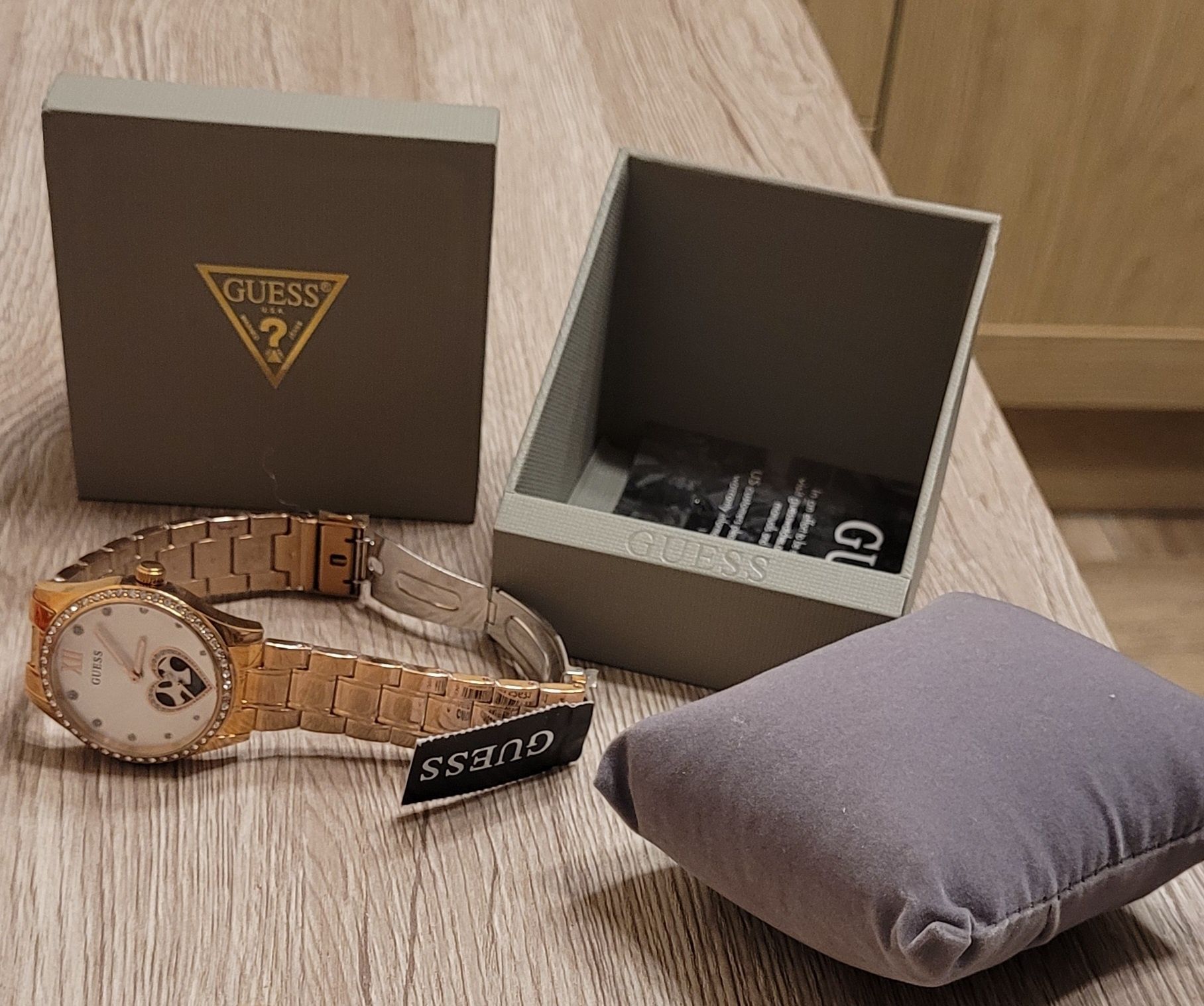 Zegarek damski Guess