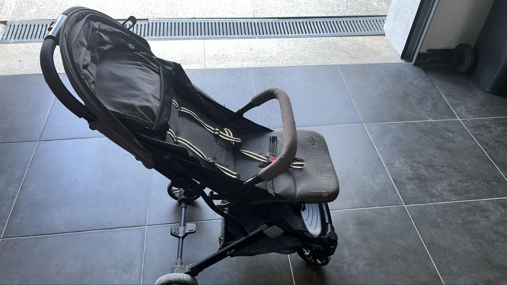 Carrinho de passeio Kubic.