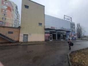 Оренда 230,3 м2 / 1-й поверх / вул. Нескорених 14/ ТЦ Джокер