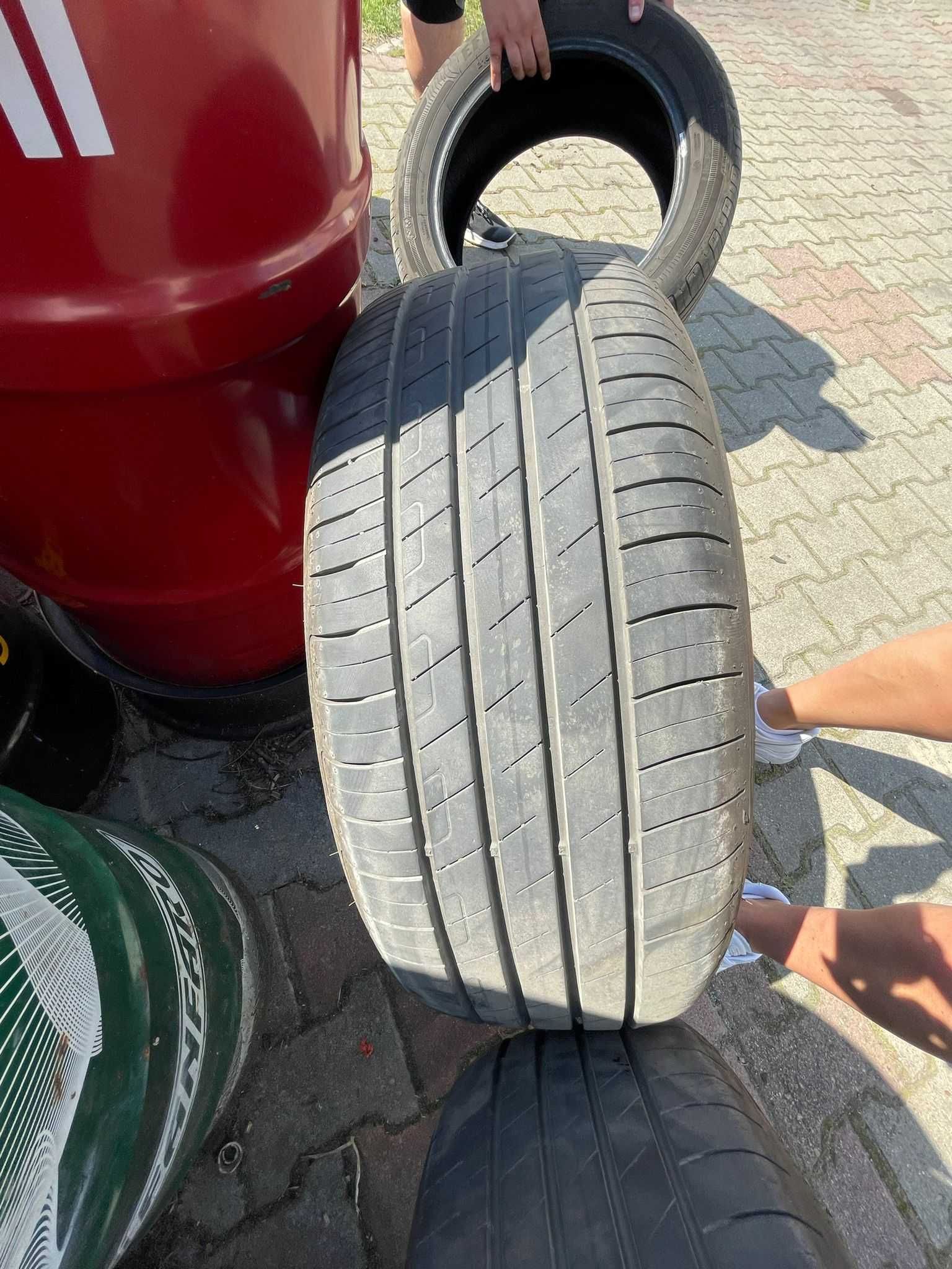 Goodyear Efficientgrip Performance 215/55/17 Rok2020