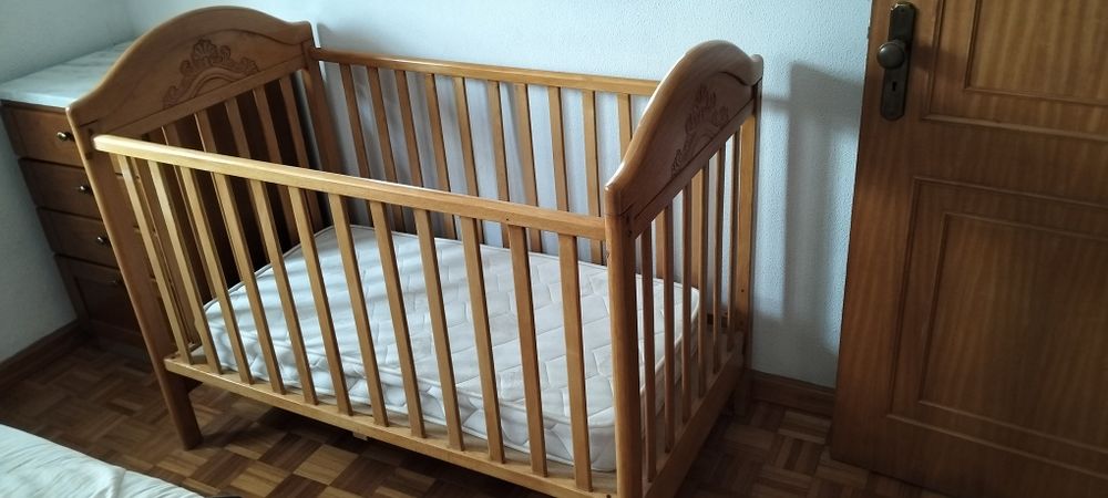 Berço XL com Colchão