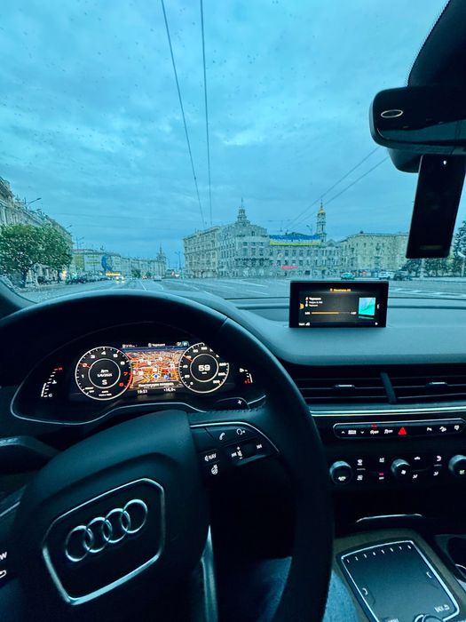 Красуня Audi Q7 2017 ( обмін на авто, нерухомість )