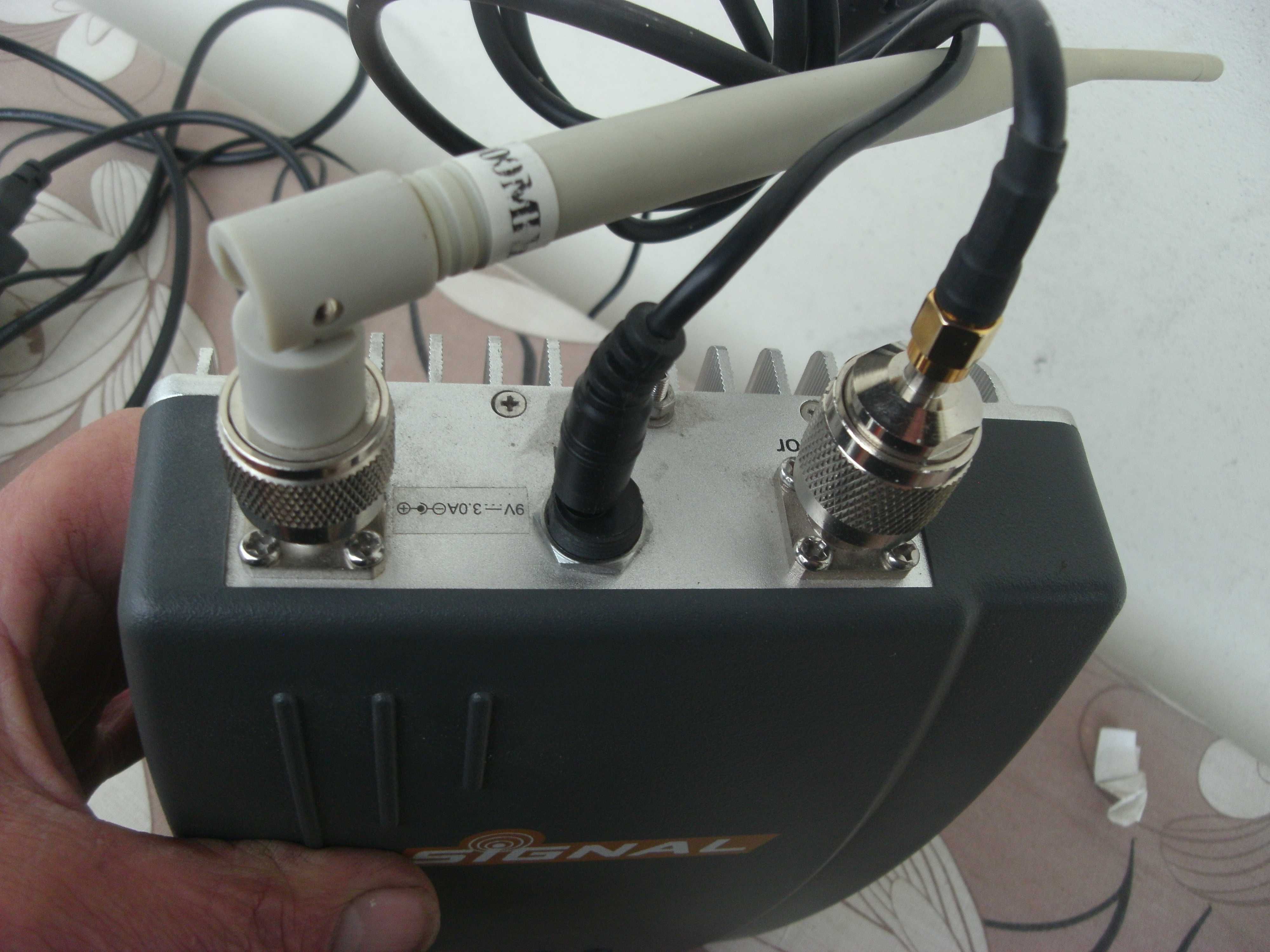 Repeater Wzmacniacz sygnału GSM Signal 305