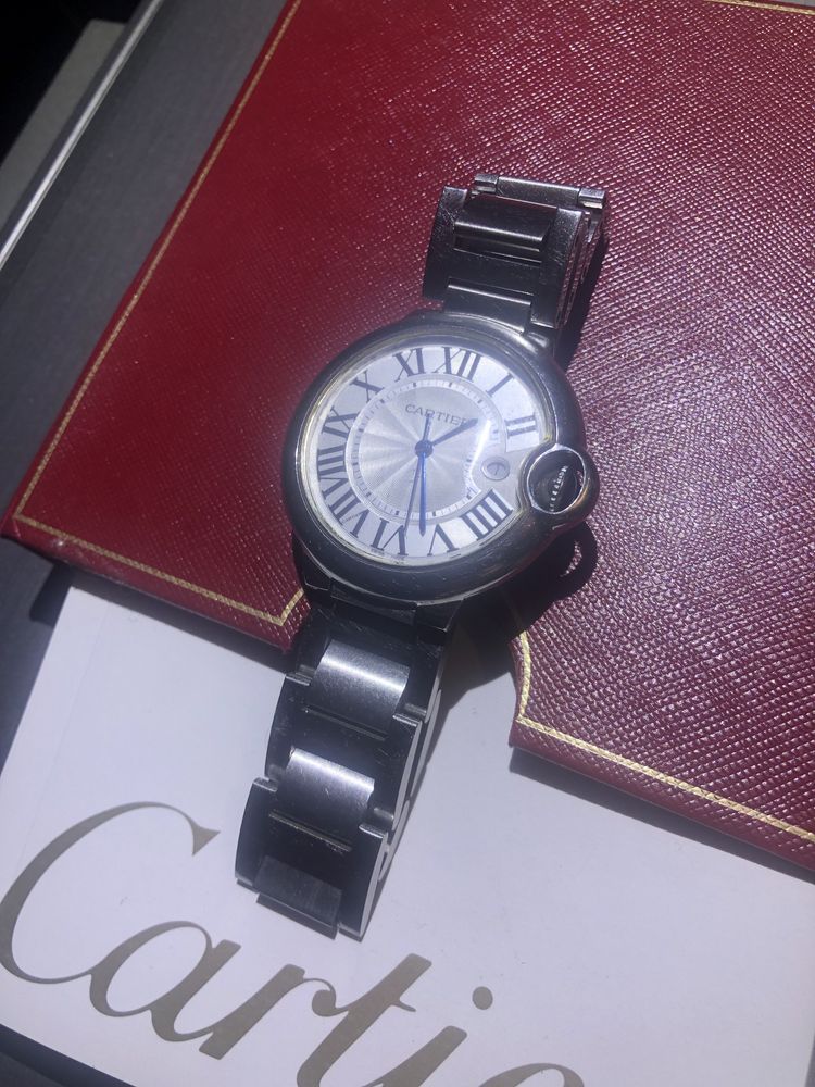 Cartier часы женские