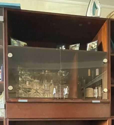 Продам частину меблевої стінки (вживана)