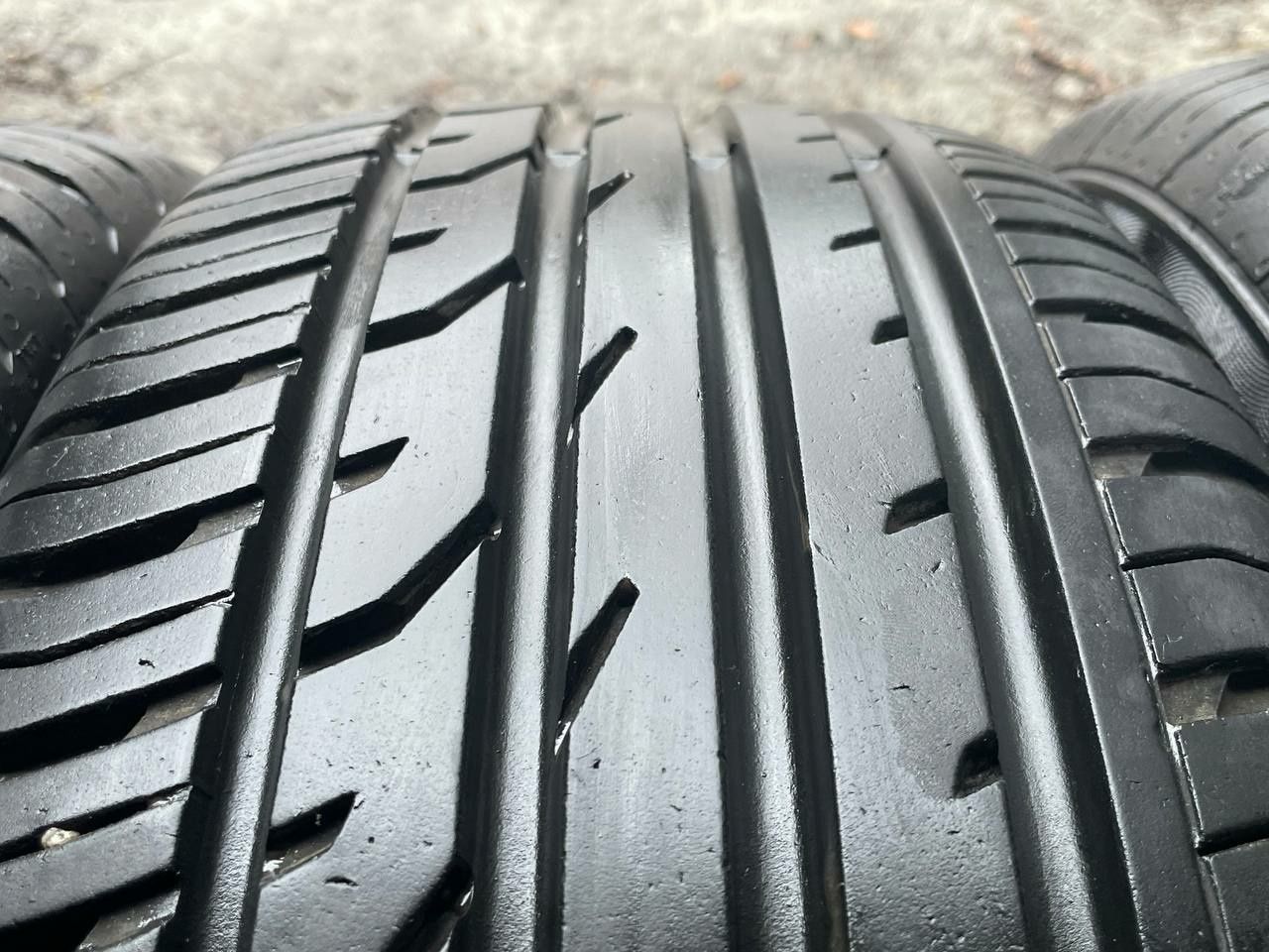 Б/У Шини  Continental ContiPremiumContact 2  215/55 R18