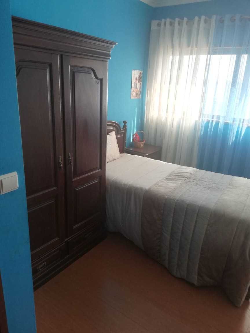 Vendo quarto de criança.