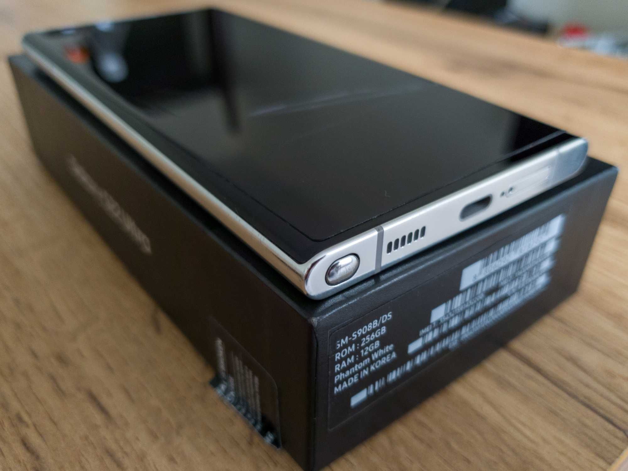 Samsung Galaxy S22 Ultra 12/256GB - NOWE CZĘŚCI Z UBEZPIECZENIA