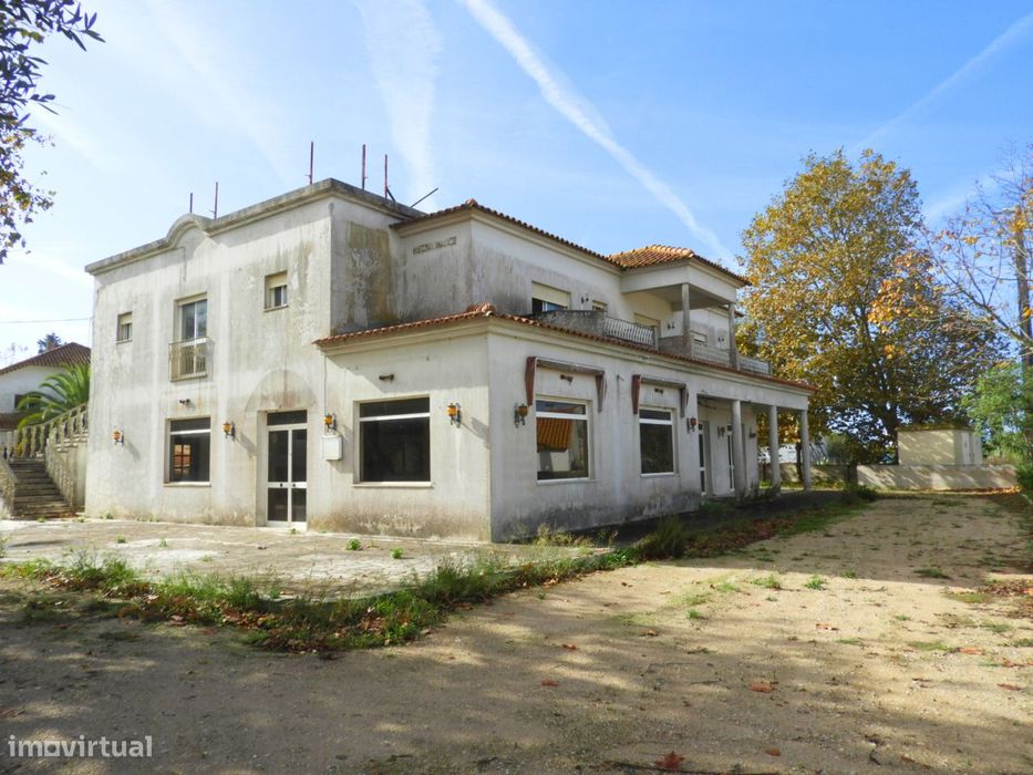 Restaurante com alojamento em Sesimbra
