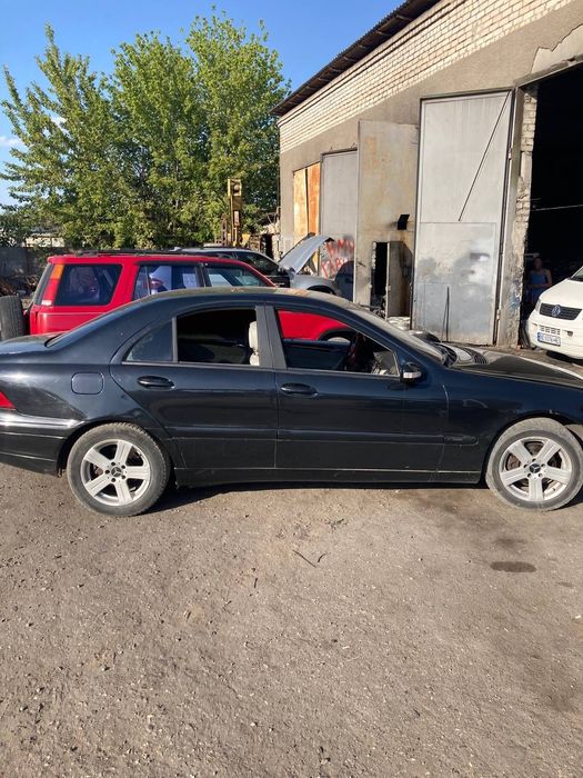 Продам Мерседес с-class