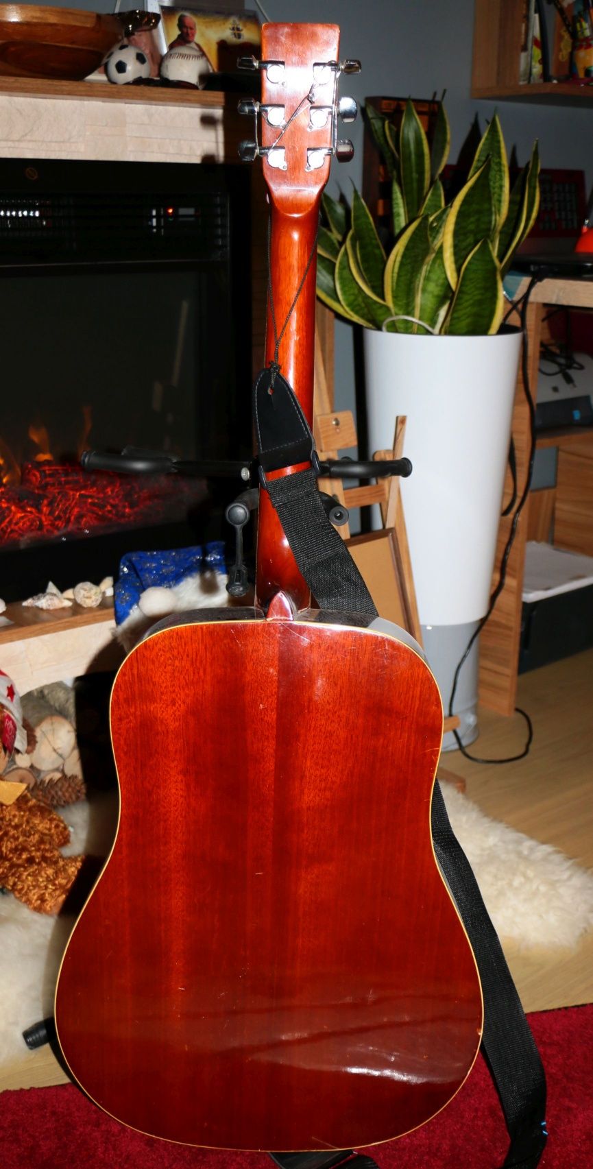 Gitara akustyczna