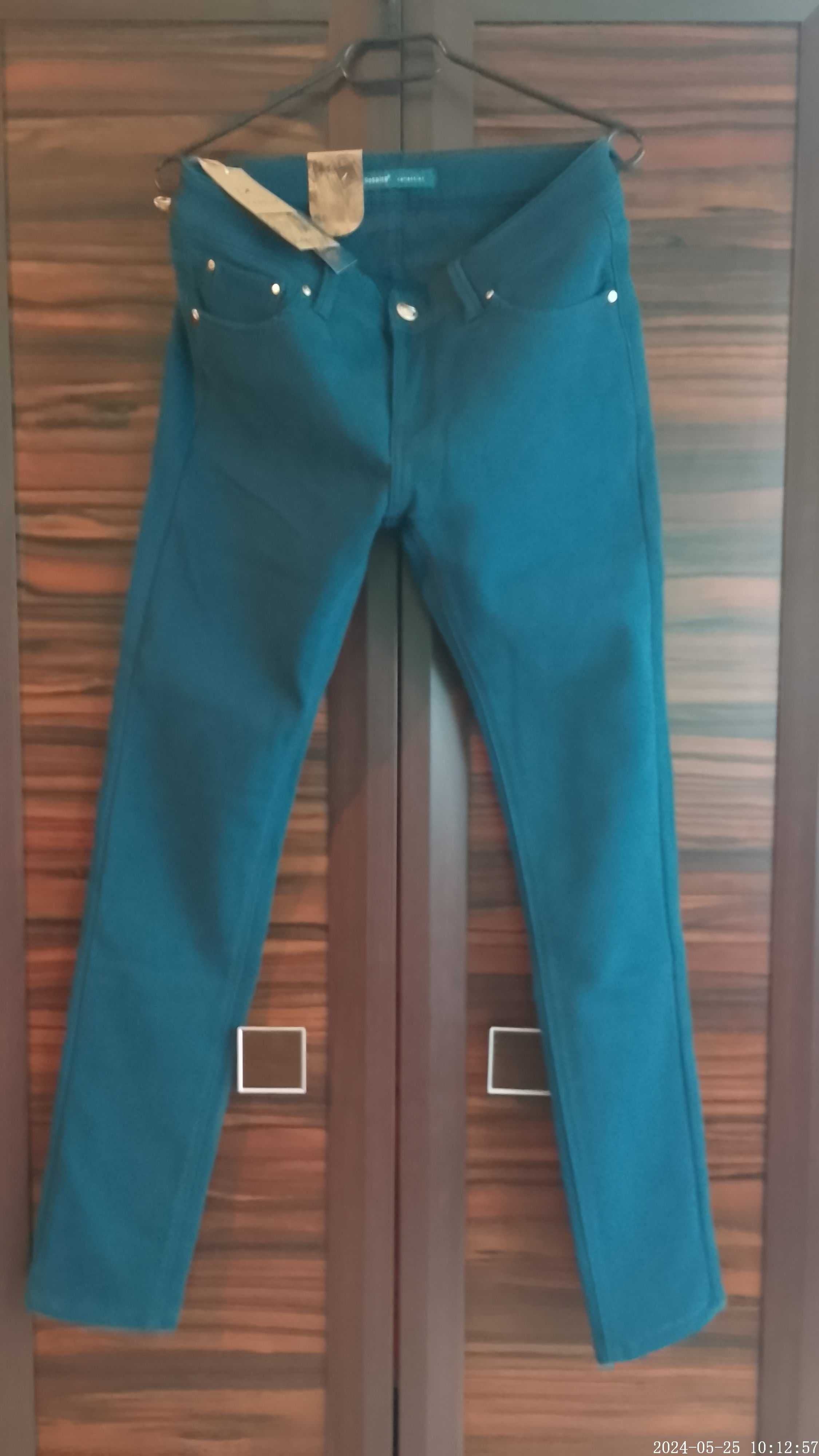 Spodnie Damskie Resalsa Size 30 Nowe