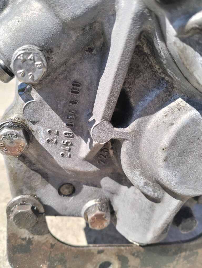 Коробка передач трьохсекційний Getrag 245, m20, BMW e21 e12 e30 e28