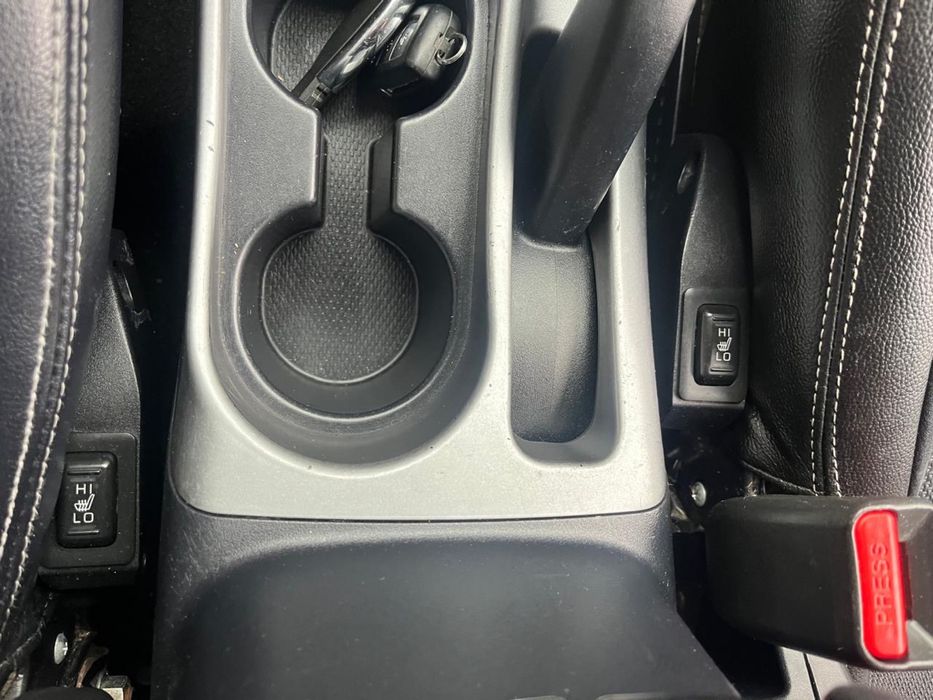 Мітсубісі аутлендер  2.2  2011 автомат