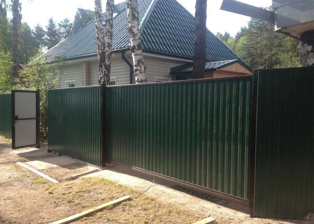 Забор из профнастила. Ворота, калитки под ключ. 3Д сетка