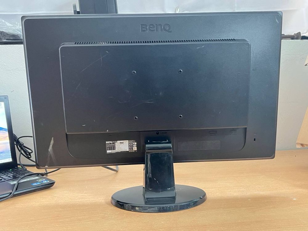 Монітор BenQ/ TN / Full HD / 24 дюйма / 60 Гц