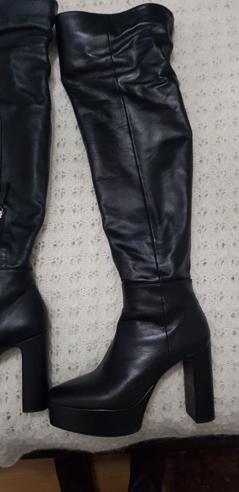 Botas em pele Zara 38