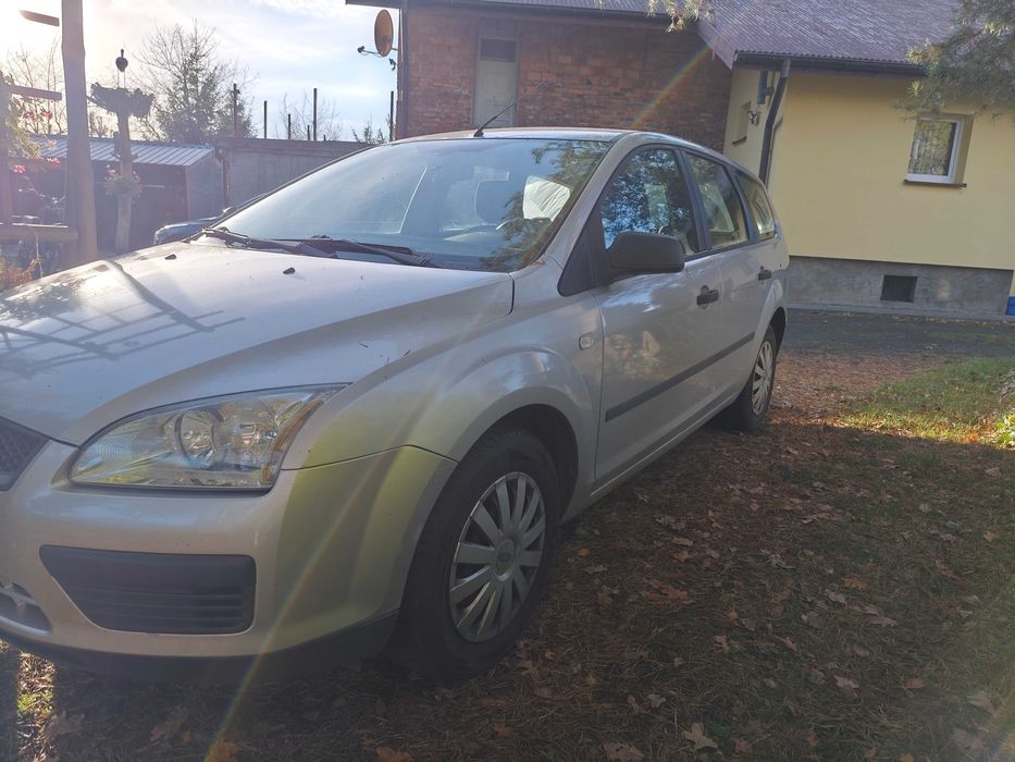 Ford focus MK2 kombi 2005r. 1.6 benzyna 74 kW 101 km