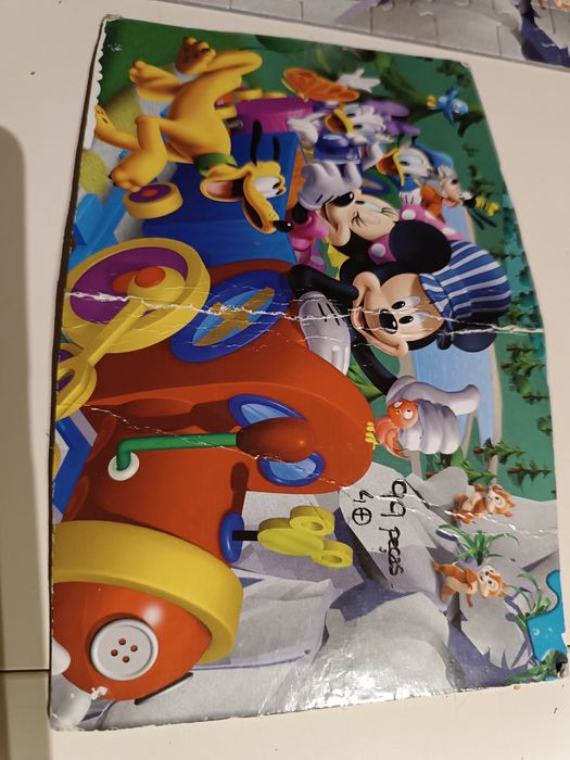 Puzzle Mickey e Amigos 99 peças completo com instruções