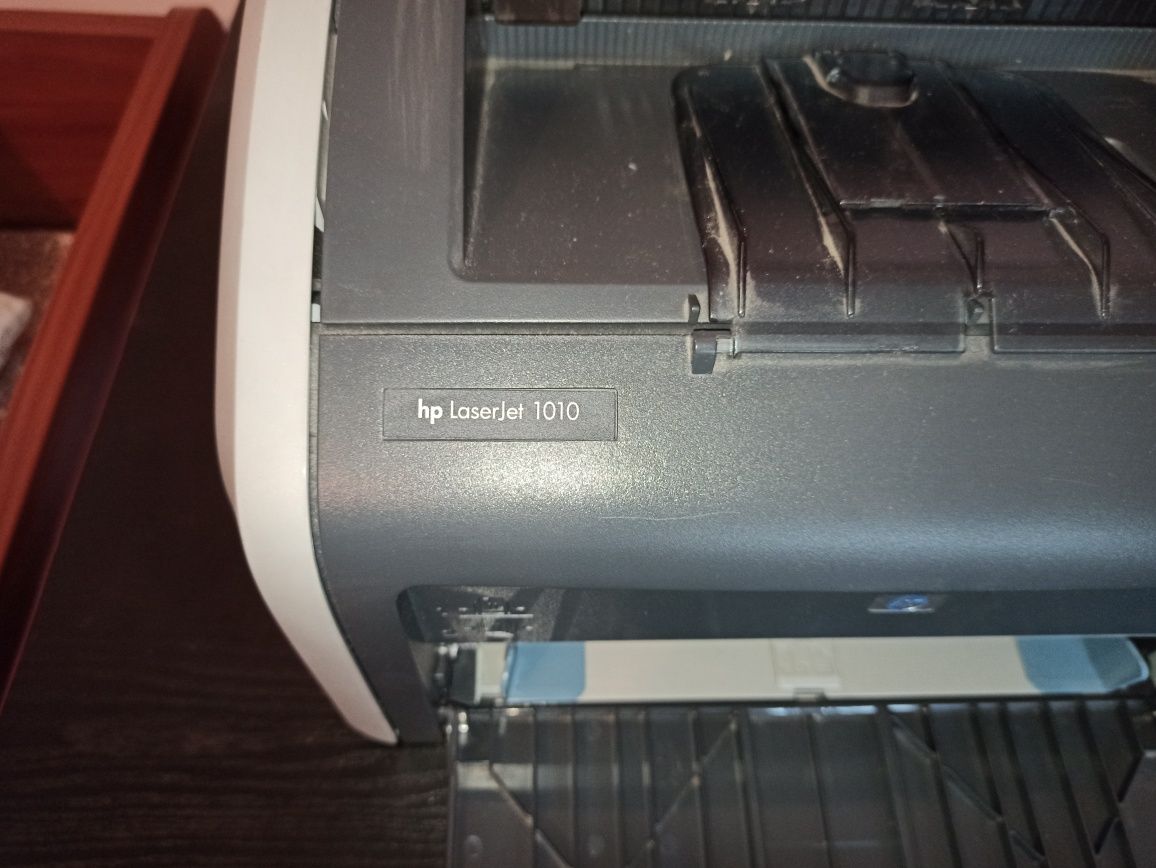 Лазерний прінтер Hp laser jet 1010