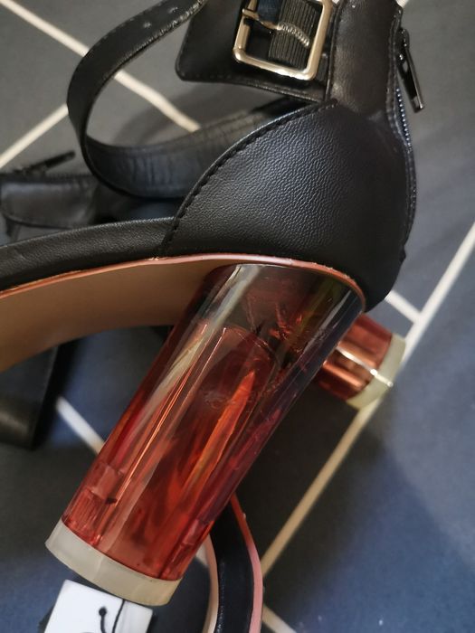 Nowe sandały Top Secret rozmiar 38