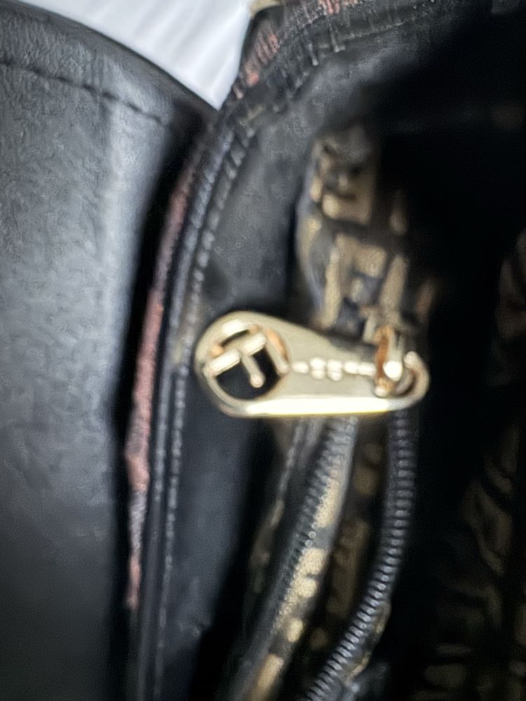 Fendi elegancka torebka