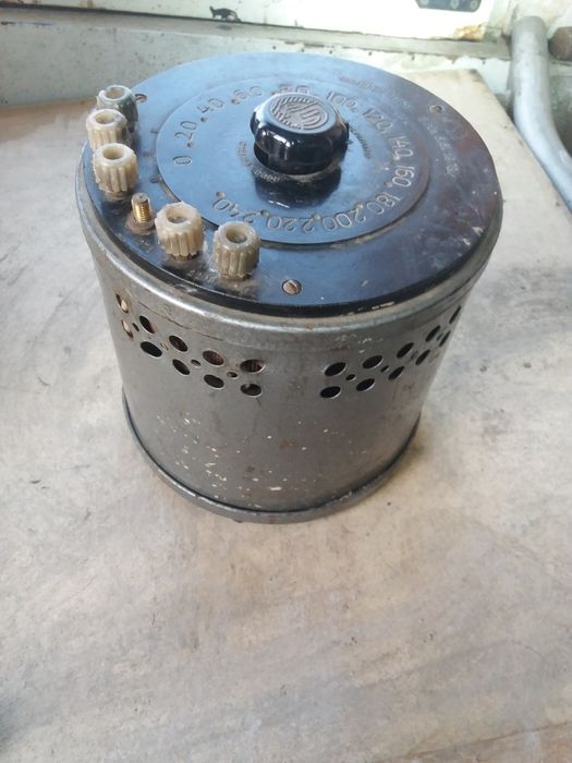 Автотрансформатор ,латор регулятор напряжения 1,5квт 6,6а пр-ва СССР.