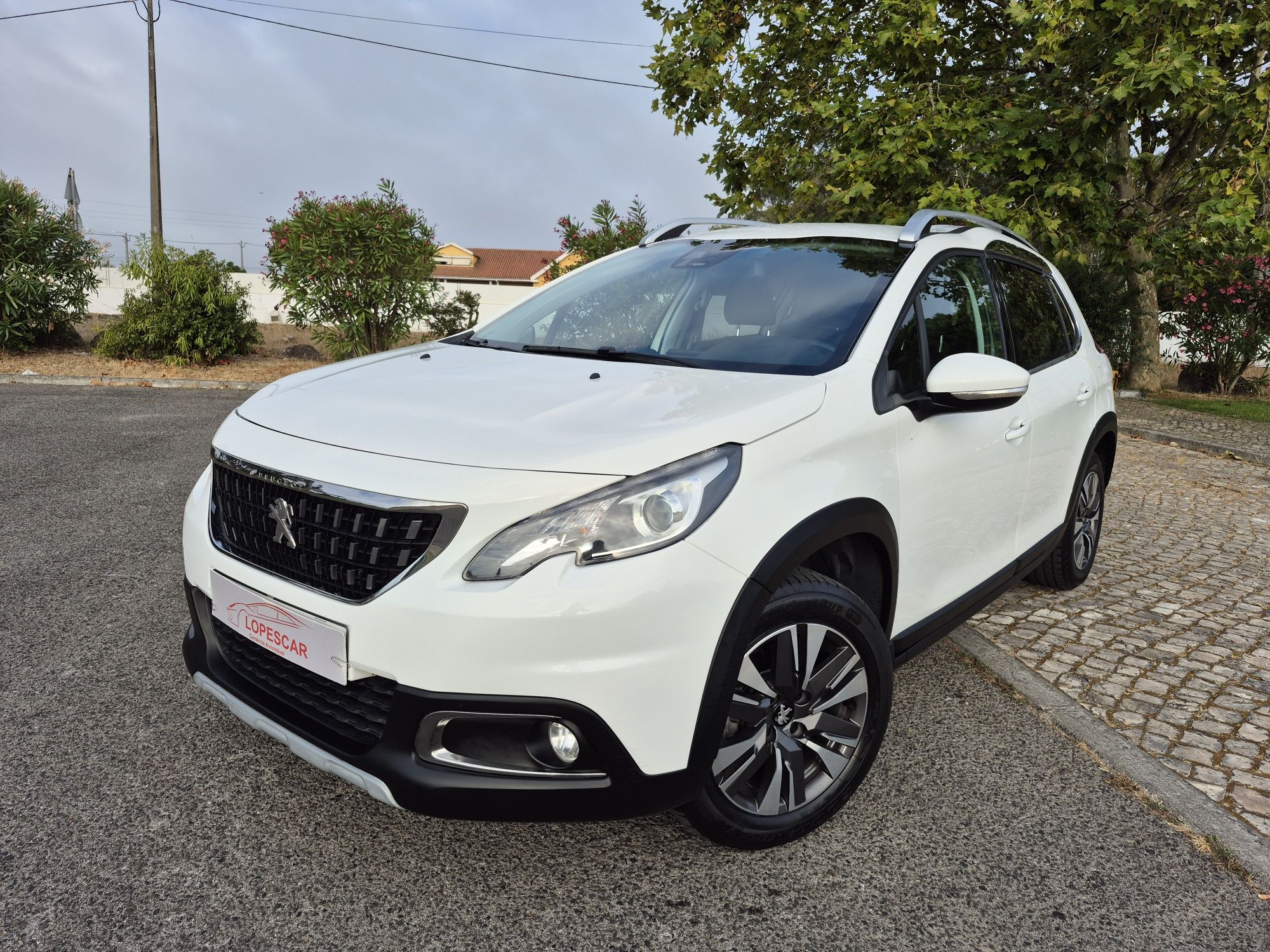 Peugeot 2008 - 16.000KM - AUTOMÁTICO | GARANTIA | ALLURE