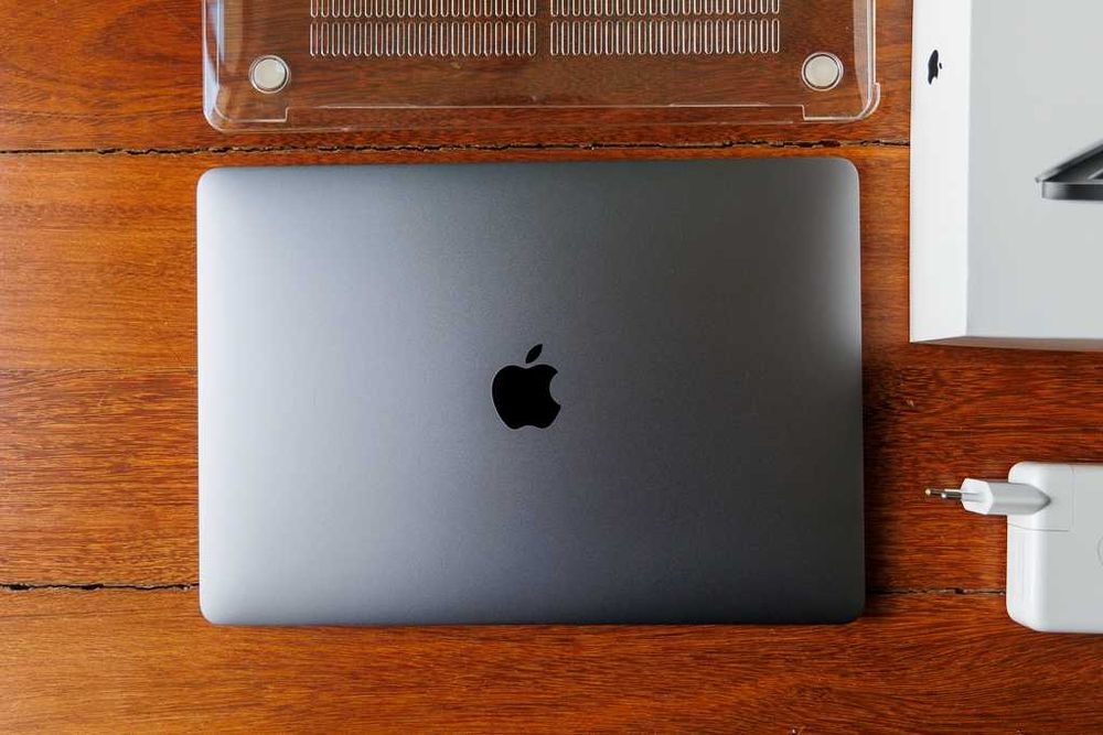 MacBook Pro 13,3” Touch Bar (2017 - A1706) - estado irrepreensivel