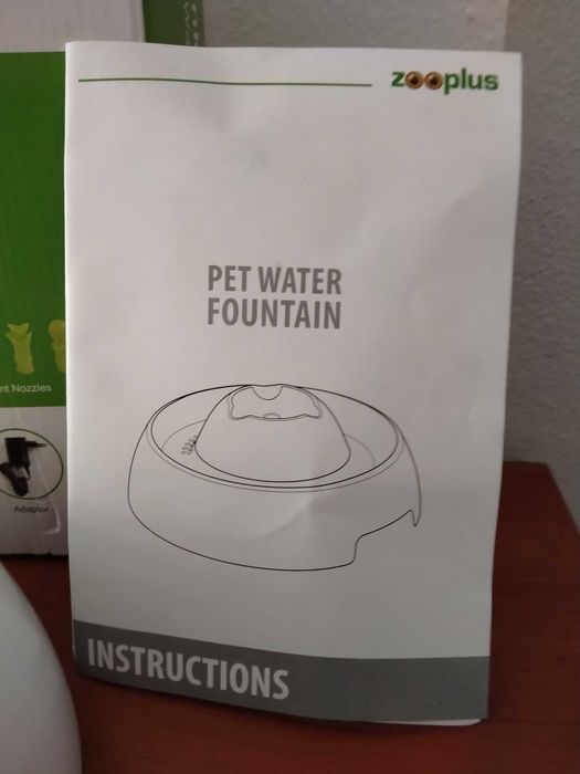 Poidełko, fontanna dla kota, psa - Neptun, prawie nowa