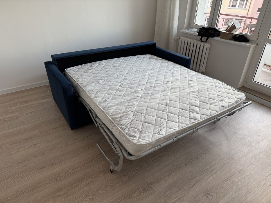 Sofa Włoska Kanapa Łóżko do spania rozkładana 160x200 Niebieska