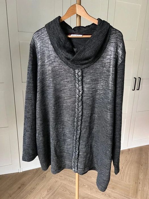 Czarny szary sweter ze srebrną nitką rozmiar 50 52 marki Ulla Popken