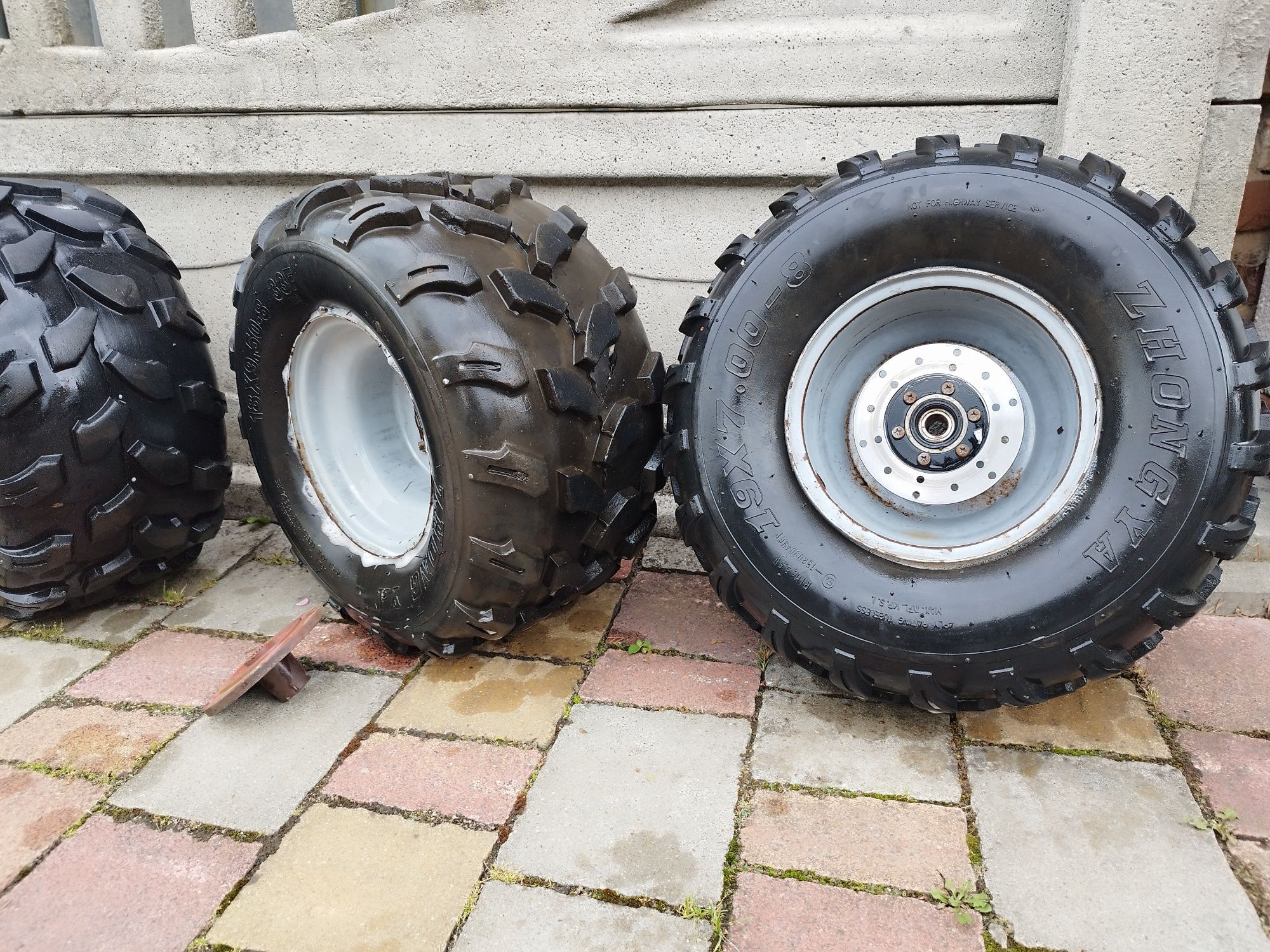 Koła do Quada 19x7.00-8 i 18x9.50-8 z Piastami