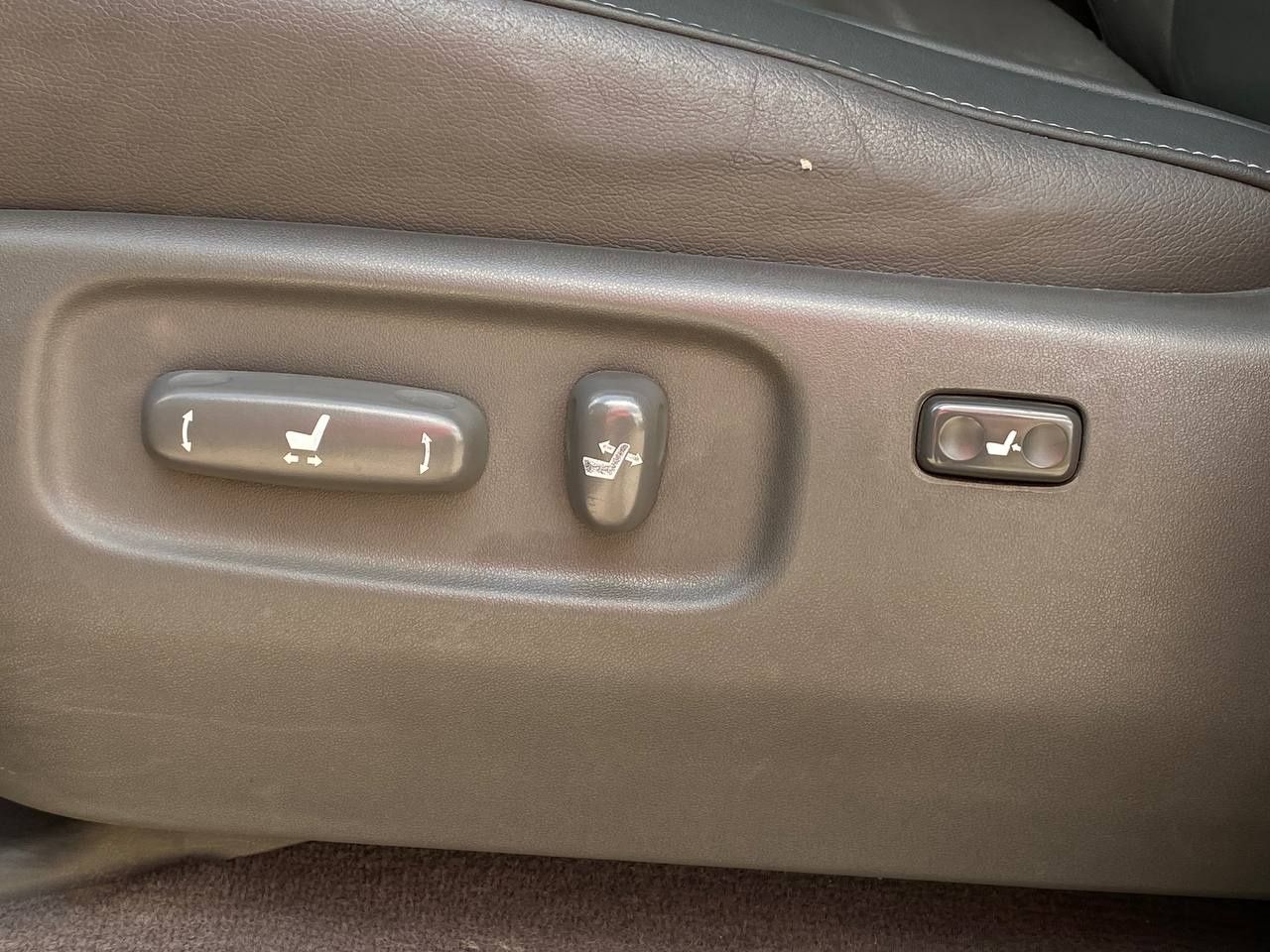 Toyota Land Cruiser 200 №3248 (ВНЕСОК від 15%) Альянс Авто Кривий Ріг