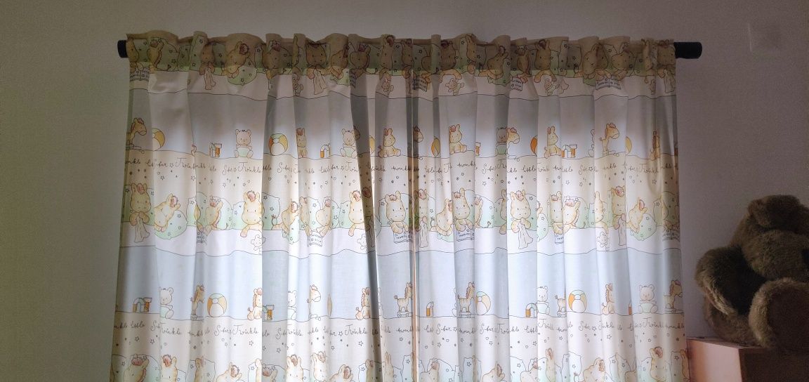 Cortinas de quarto criança