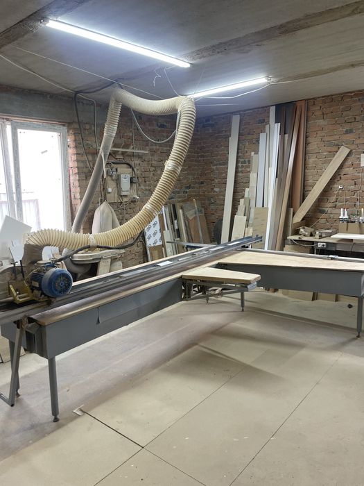 Форматно - розкрійний станок для ДСП , МДФ , Дерева