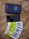 Zadbana motorola plus 4 szkła ochronne