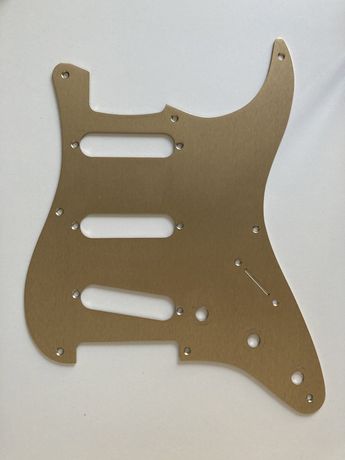 Fender SSS anodized gold pickguard plytka maskownica
