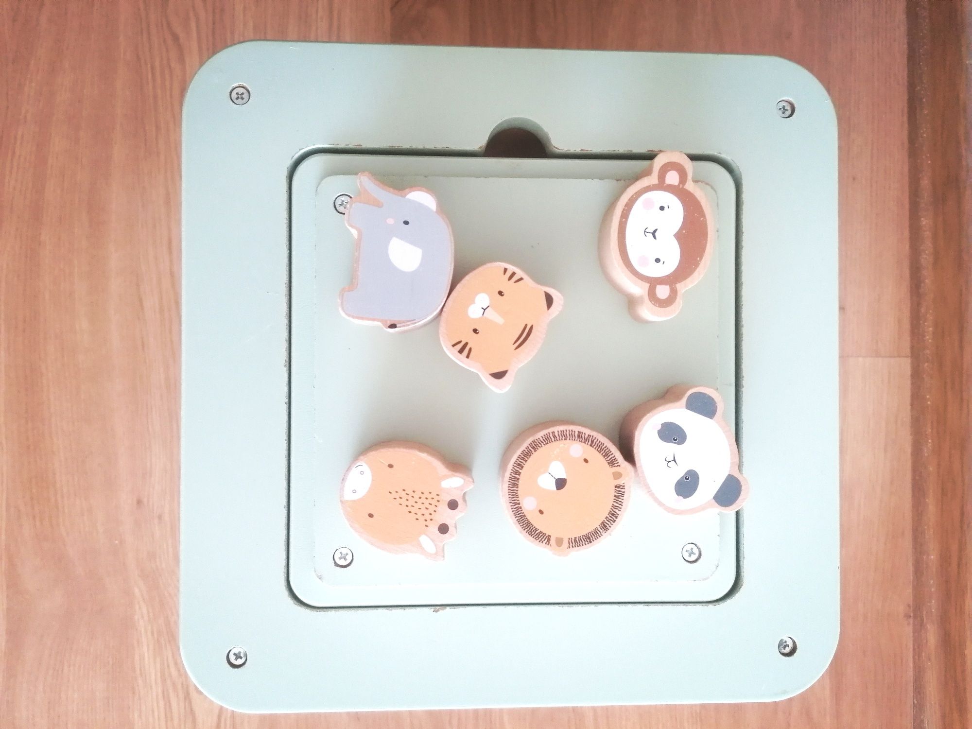 Cubo grande de atividades