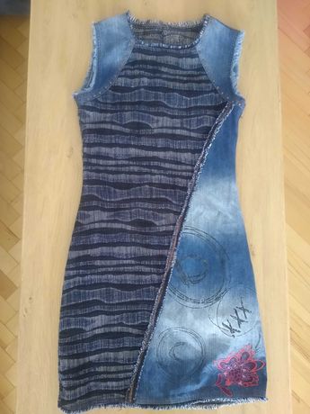 Sukienka jeansowa Desigual rozmiar 36
