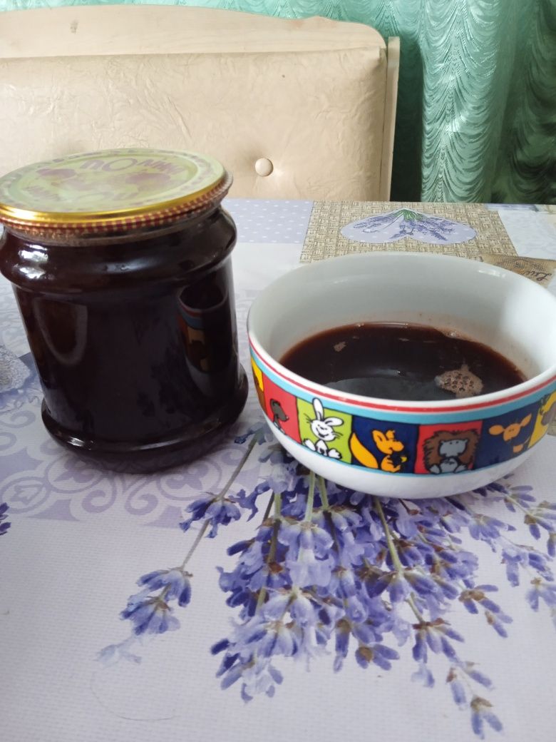 Продам варення та мед з молодих соснових шишок