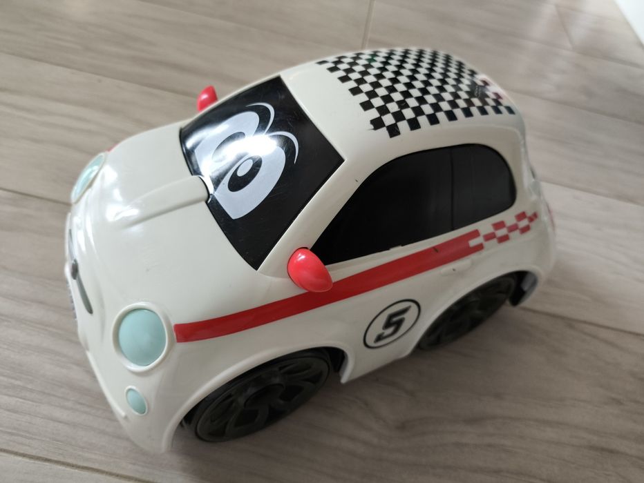 Chicco Fiat 500 RC - samochód zdalnie sterowany